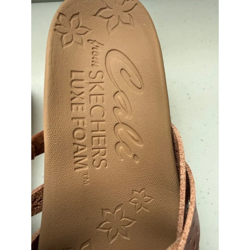 Skechers Cali Luxe Foam Womens Brown Strappy Cork Wedge Sandals Sz 8